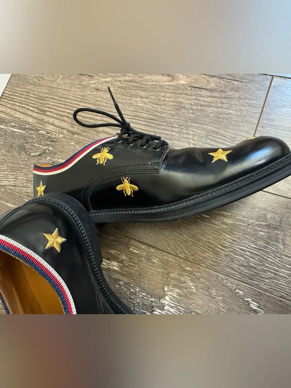 Gucci Kids EU 33 Black Leather Bee Star Embroidered Derby Dress Shoes Sylvie Web
